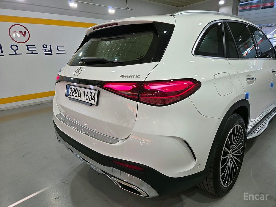  Mercedes-Benz GLC-Class