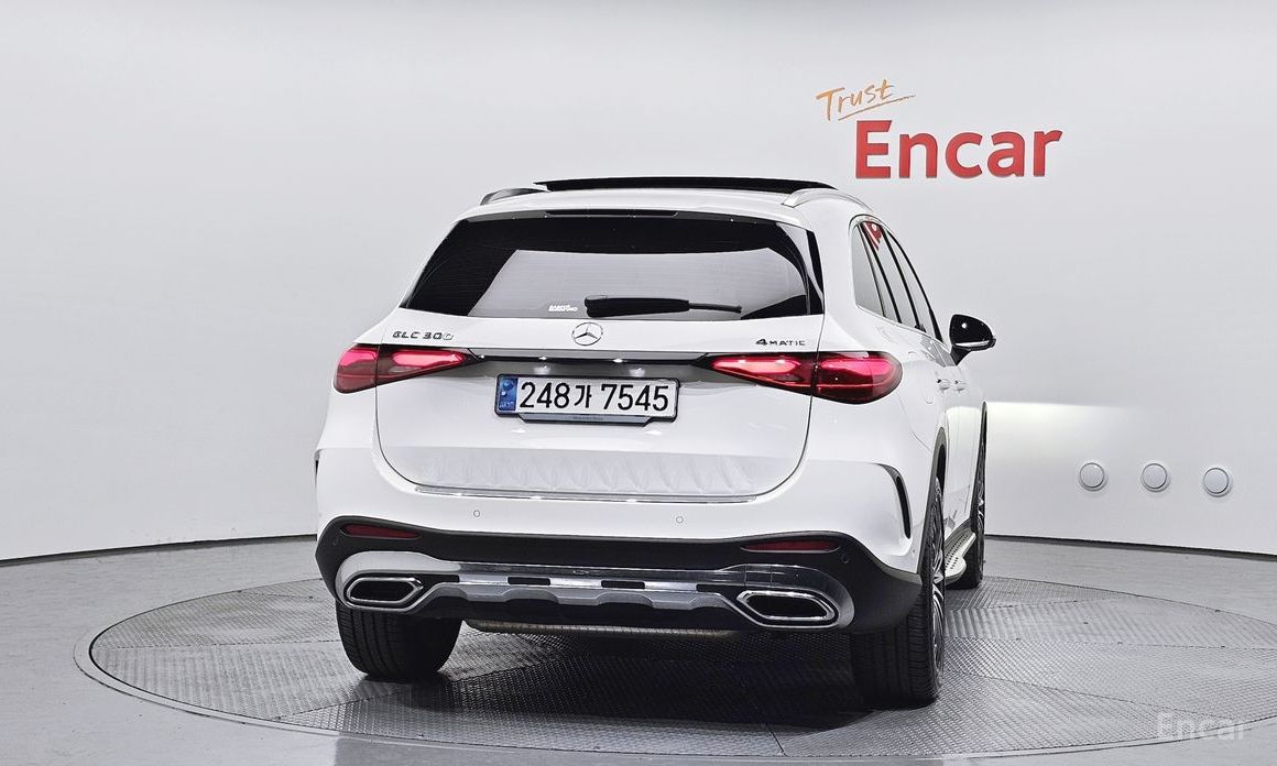  Mercedes-Benz GLC-Class