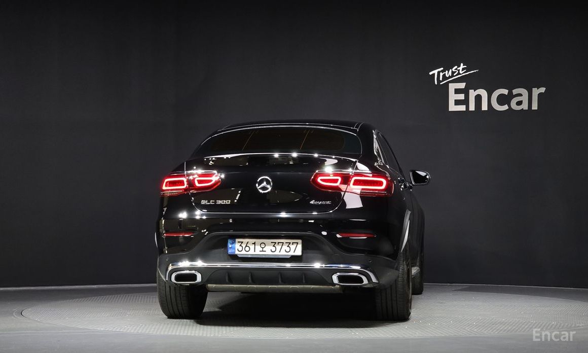  Mercedes-Benz GLC-Class