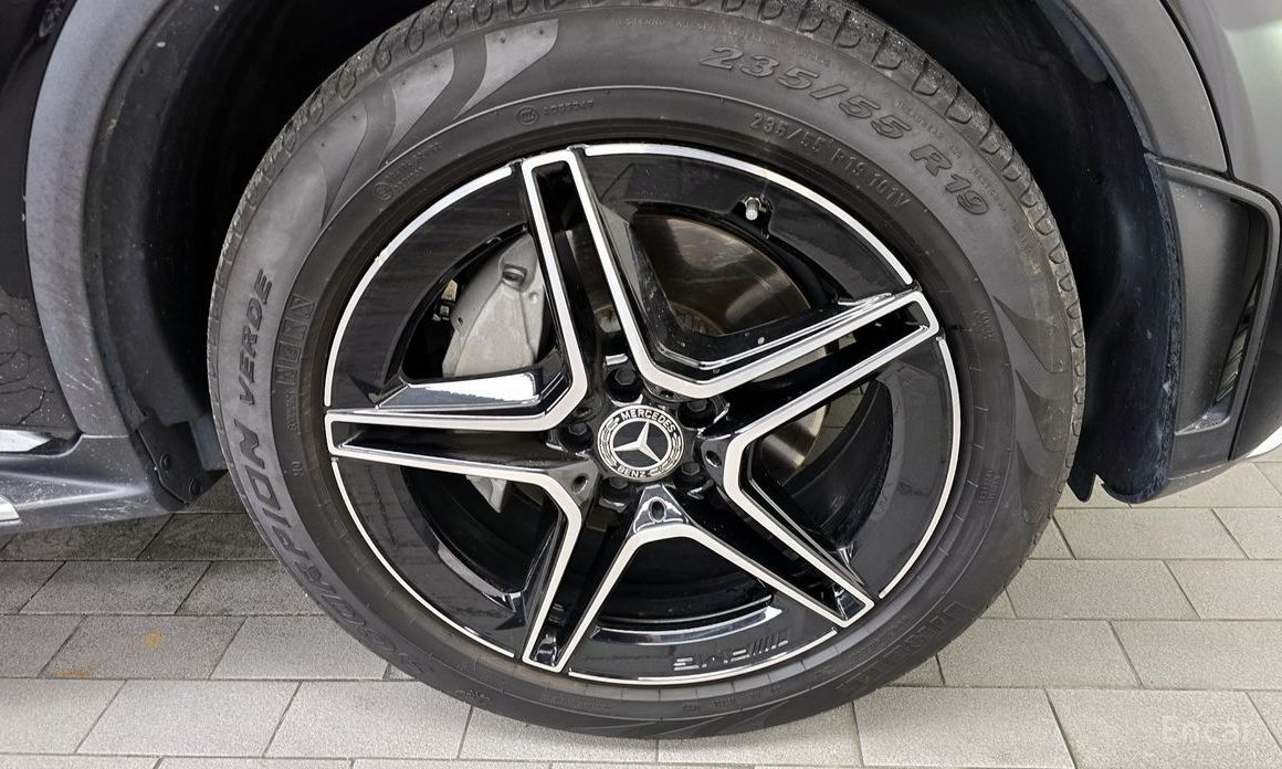  Mercedes-Benz GLC-Class