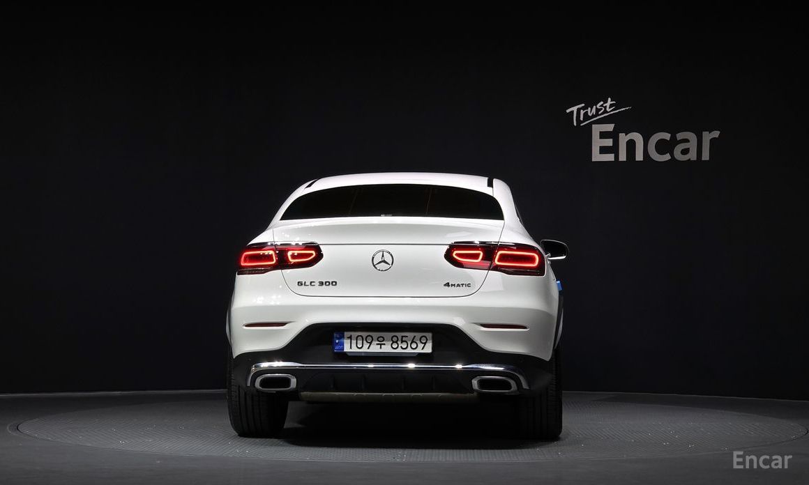  Mercedes-Benz GLC-Class