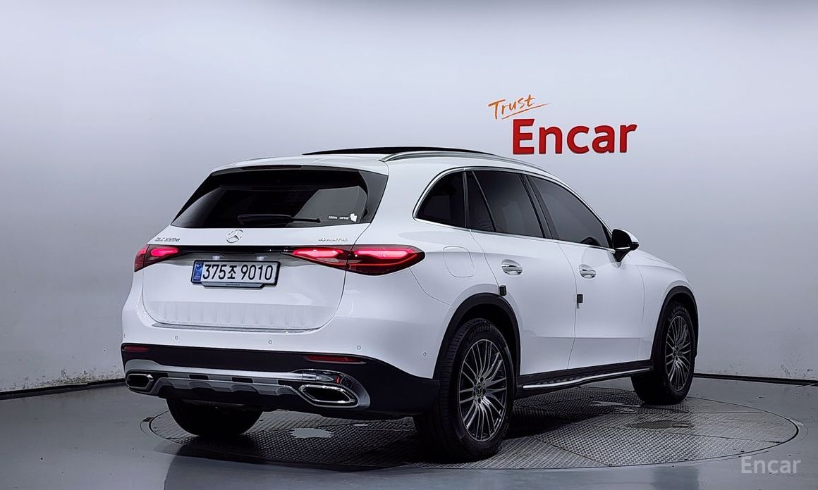  Mercedes-Benz GLC-Class