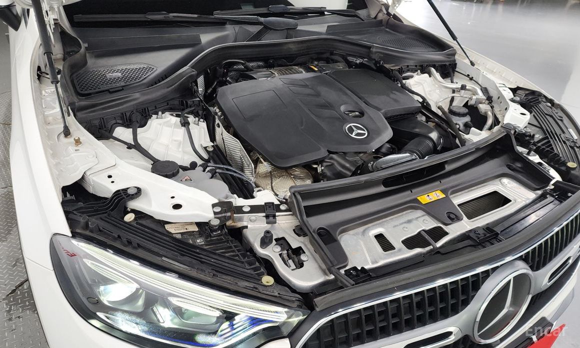  Mercedes-Benz GLC-Class