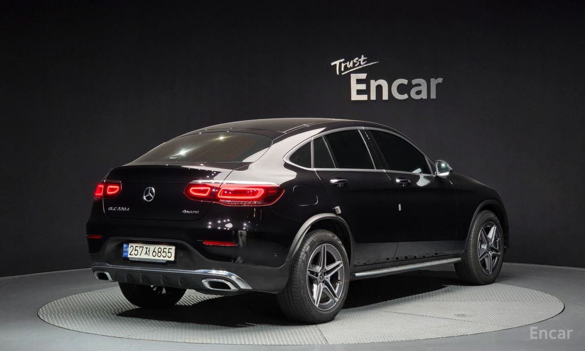  Mercedes-Benz GLC-Class