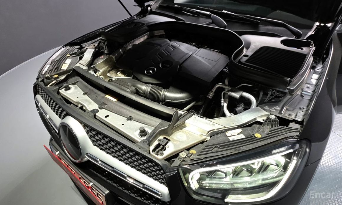  Mercedes-Benz GLC-Class