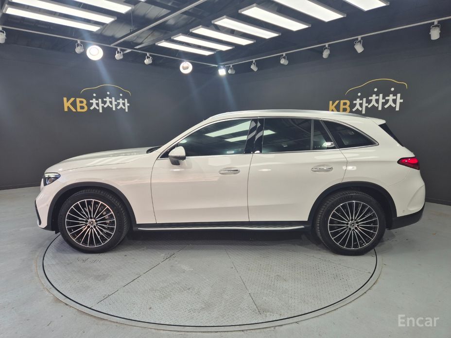  Mercedes-Benz GLC-Class