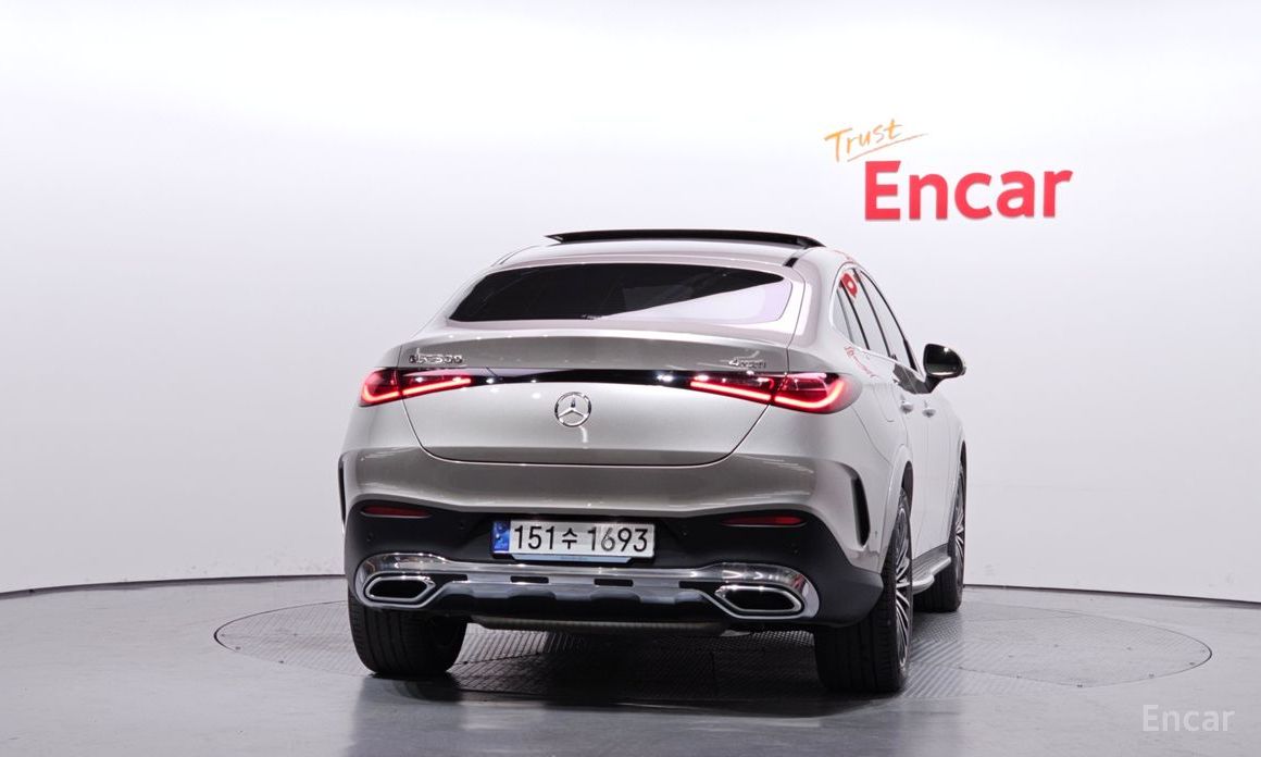  Mercedes-Benz GLC-Class