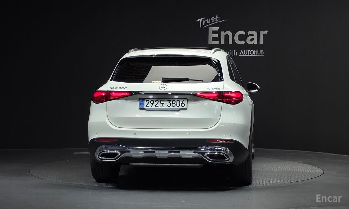  Mercedes-Benz GLC-Class