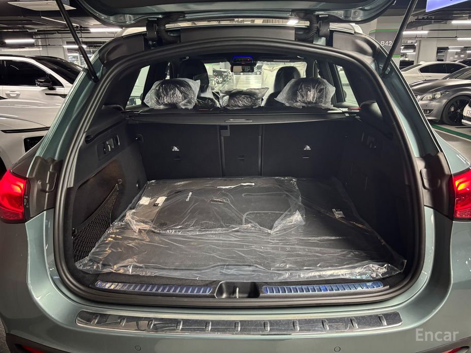  Mercedes-Benz GLC-Class