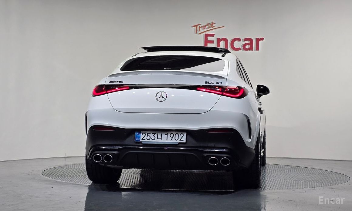  Mercedes-Benz GLC-Class