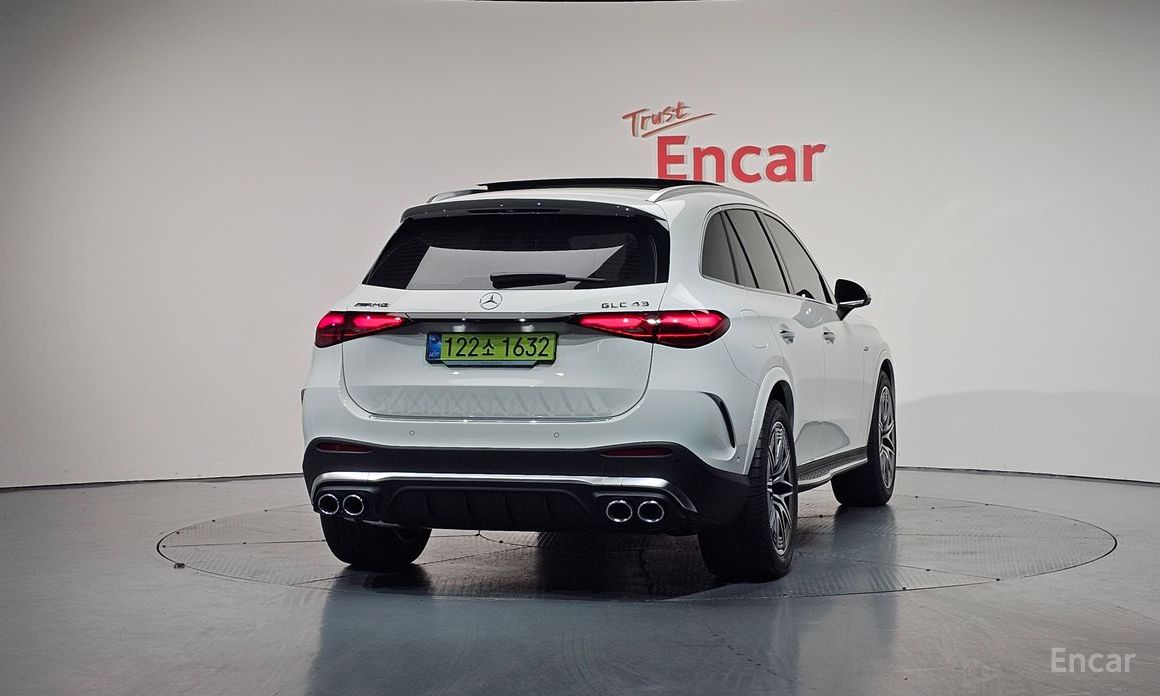  Mercedes-Benz GLC-Class