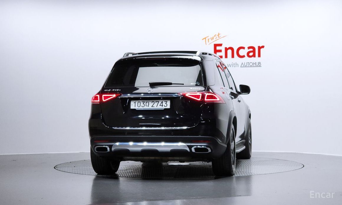  Mercedes-Benz GLE-Class