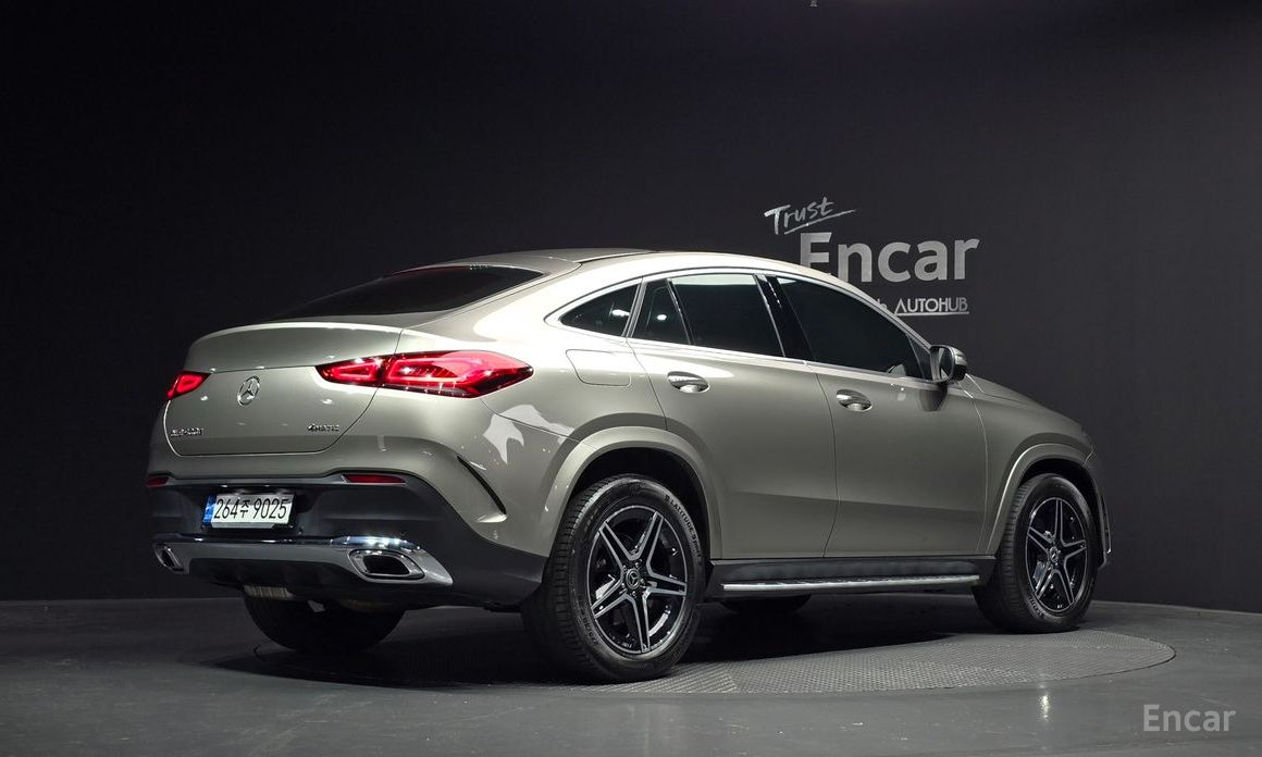  Mercedes-Benz GLE-Class