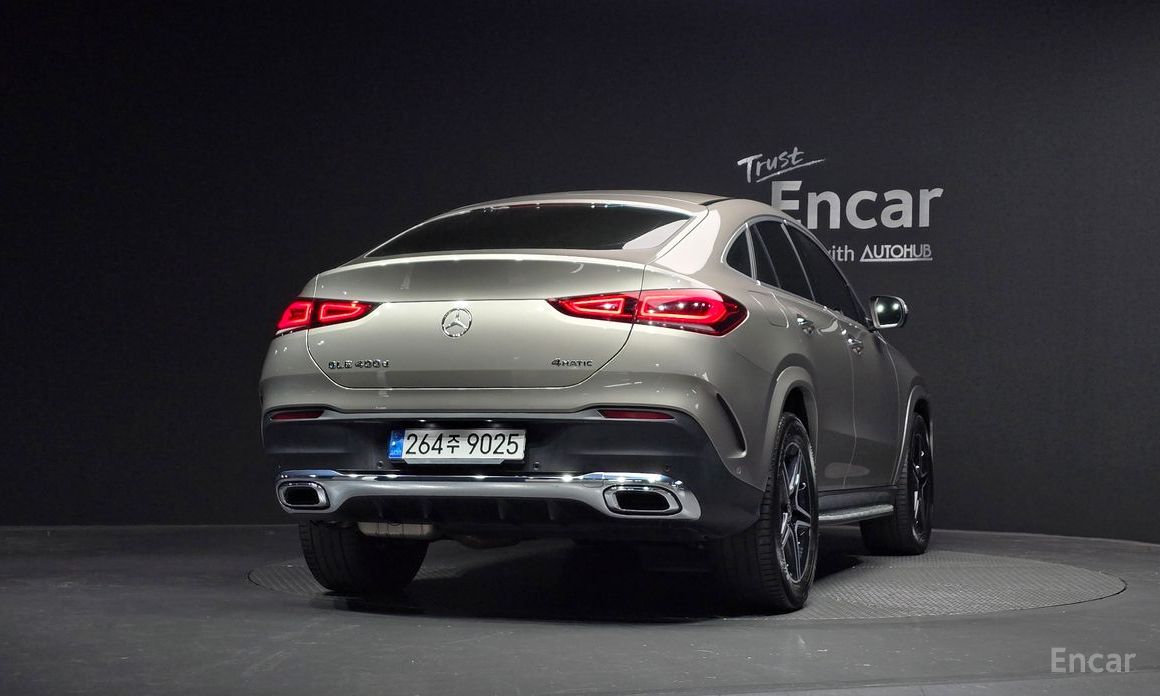  Mercedes-Benz GLE-Class