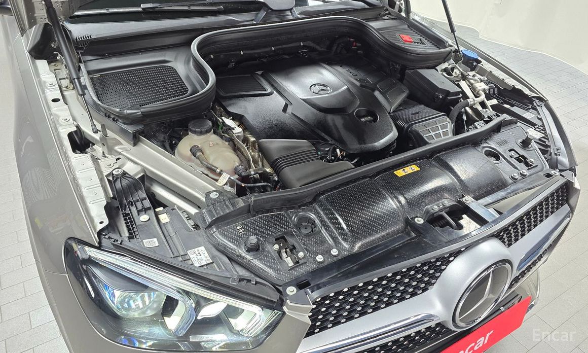  Mercedes-Benz GLE-Class