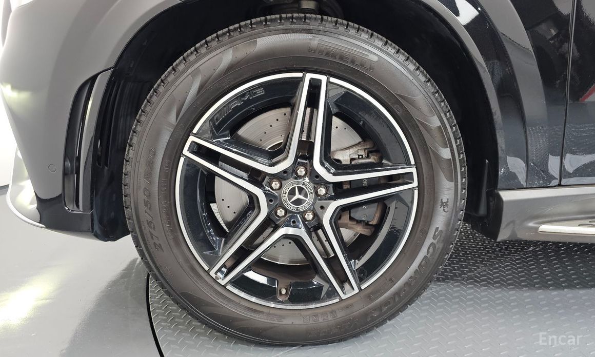  Mercedes-Benz GLE-Class