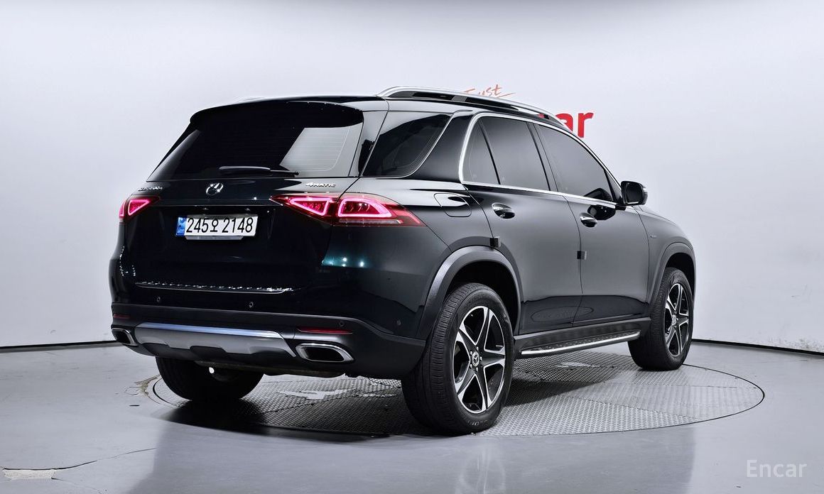  Mercedes-Benz GLE-Class