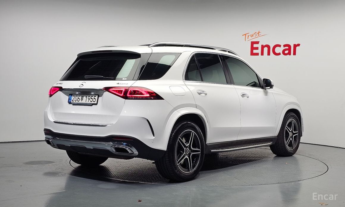  Mercedes-Benz GLE-Class