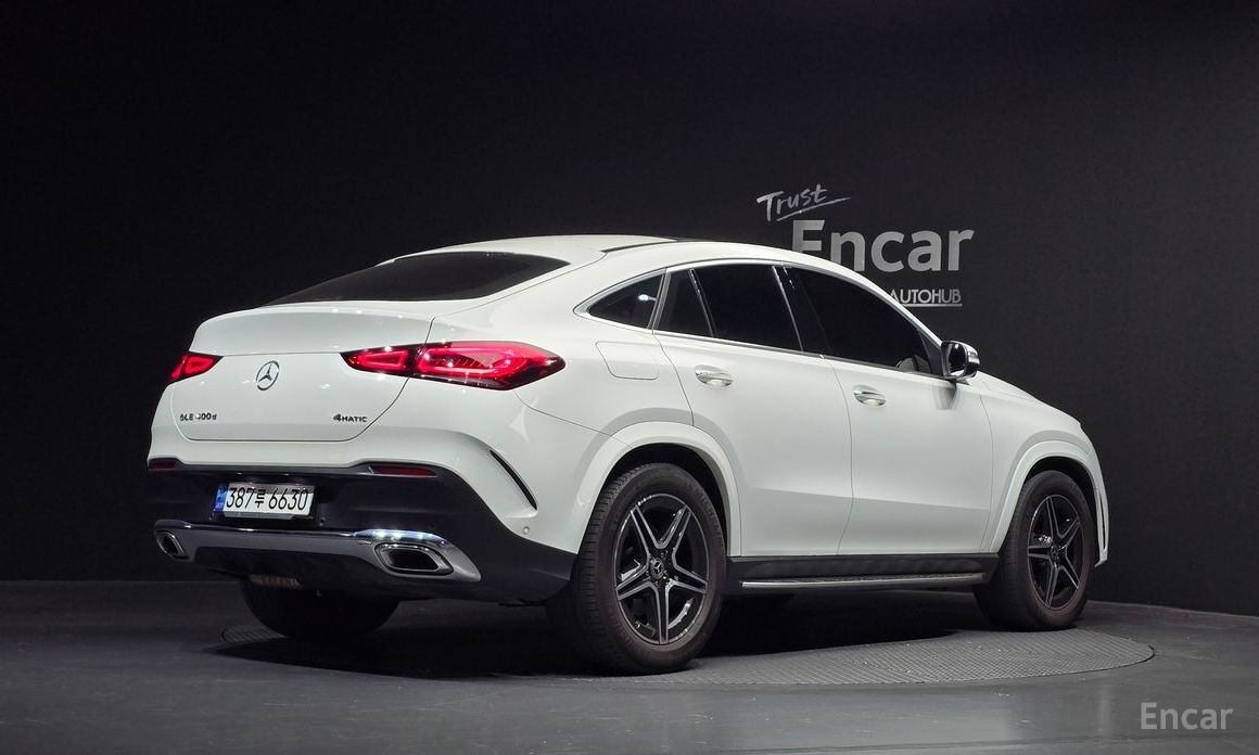  Mercedes-Benz GLE-Class
