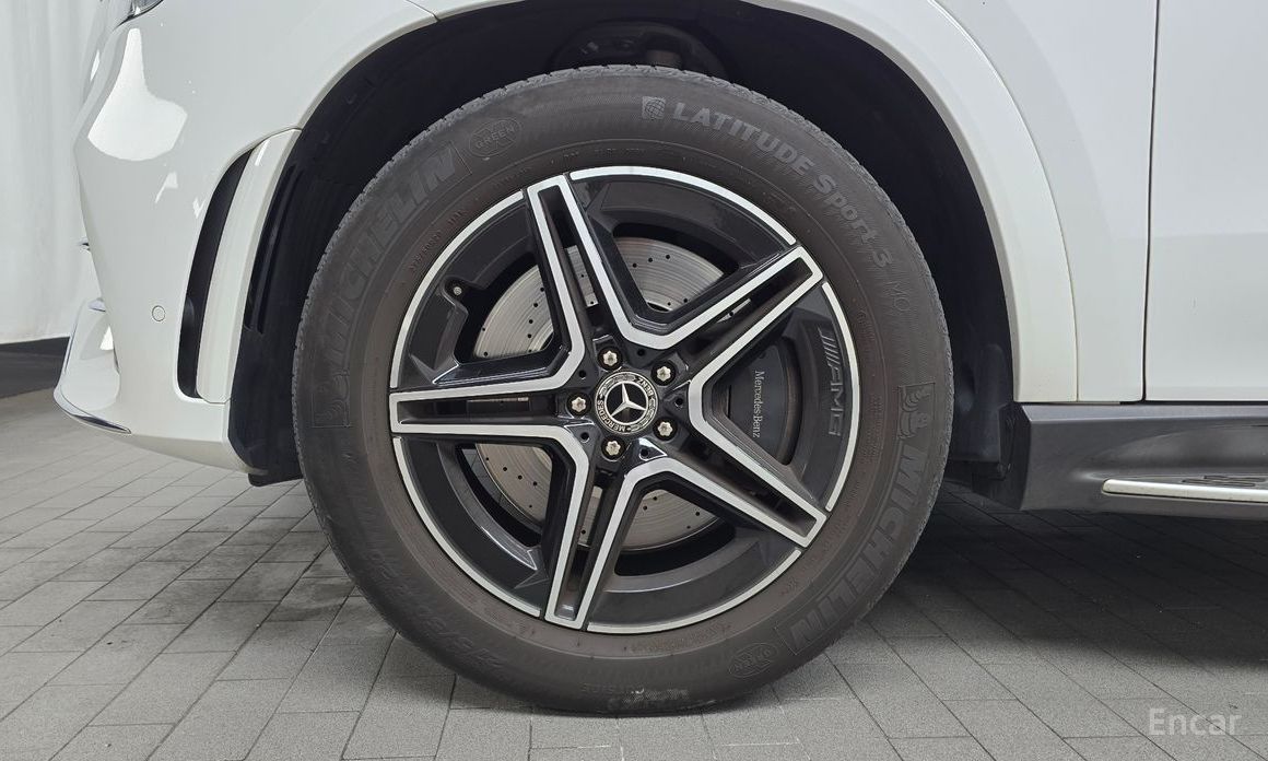  Mercedes-Benz GLE-Class