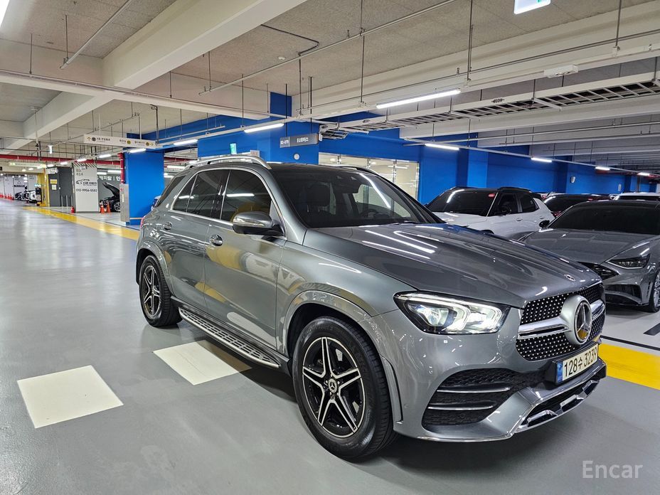  Mercedes-Benz GLE-Class
