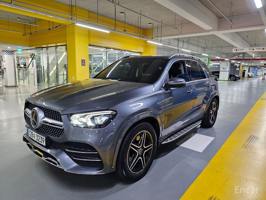  Mercedes-Benz GLE-Class