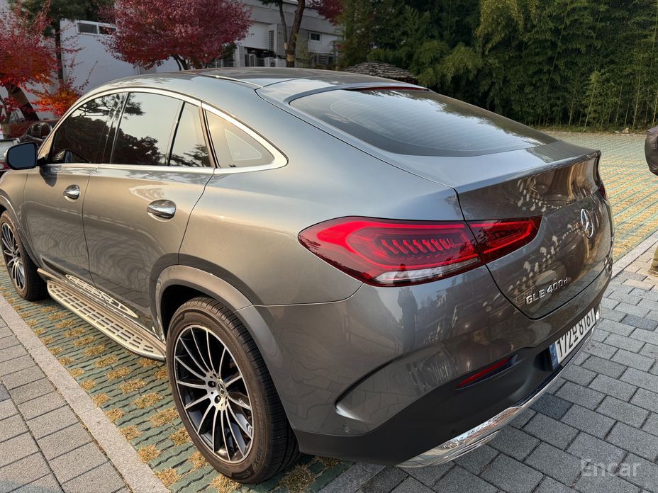  Mercedes-Benz GLE-Class