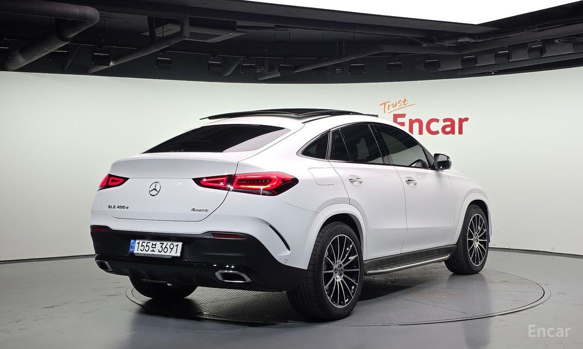  Mercedes-Benz GLE-Class