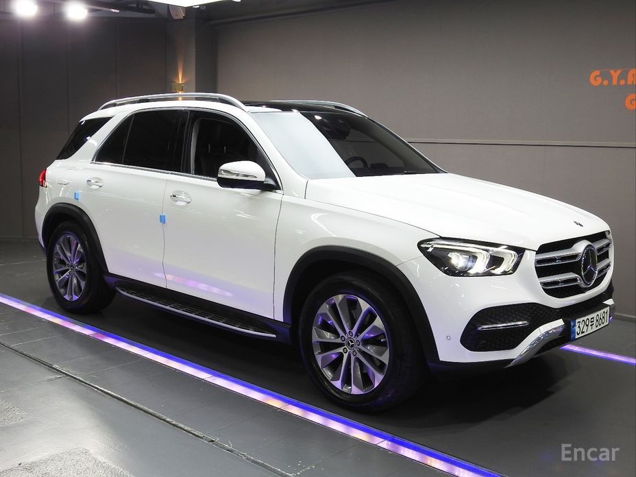  Mercedes-Benz GLE-Class
