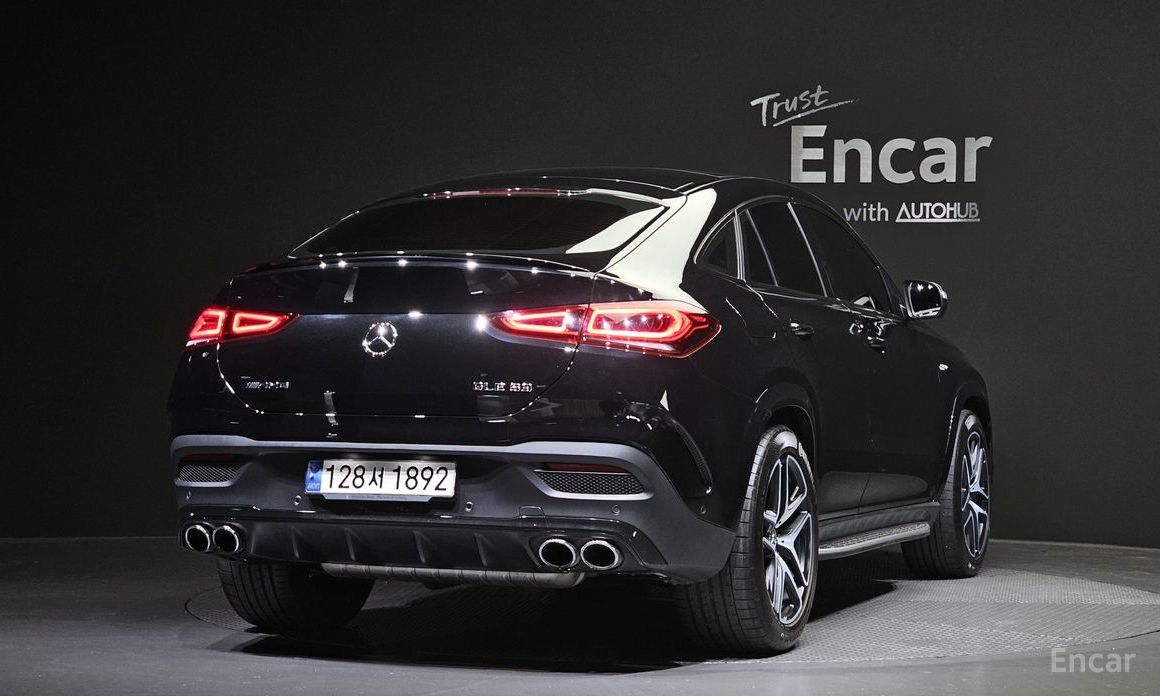  Mercedes-Benz GLE-Class
