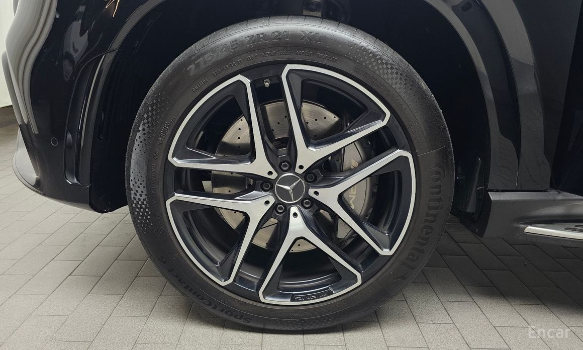  Mercedes-Benz GLE-Class