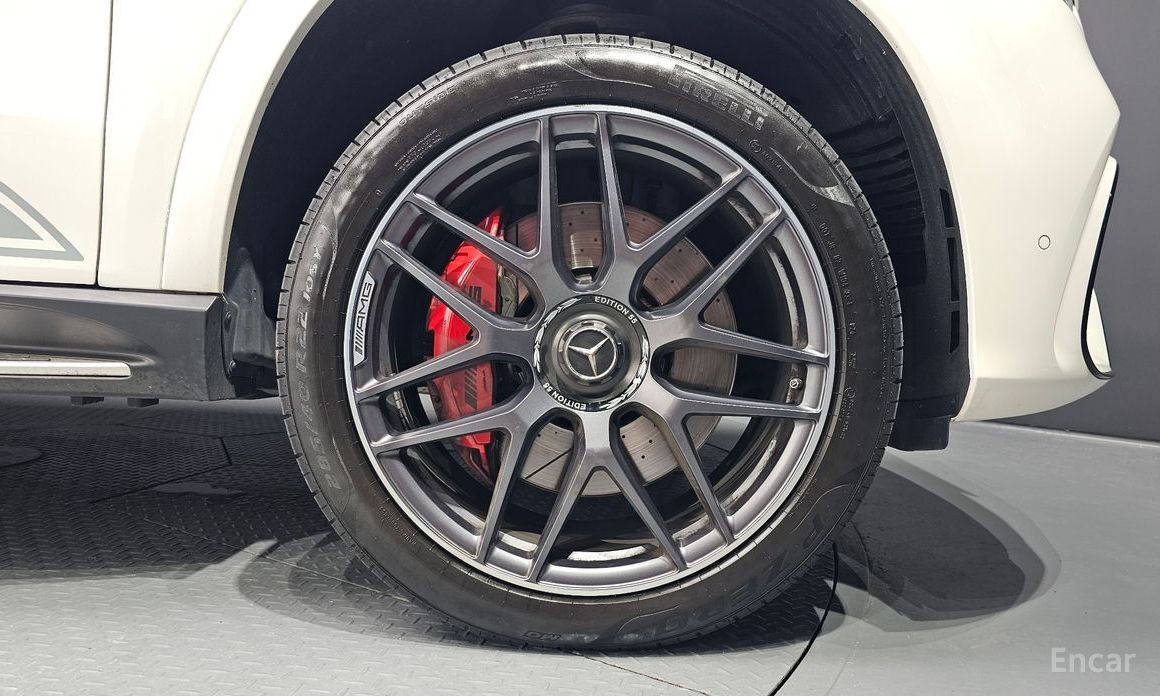  Mercedes-Benz GLE-Class