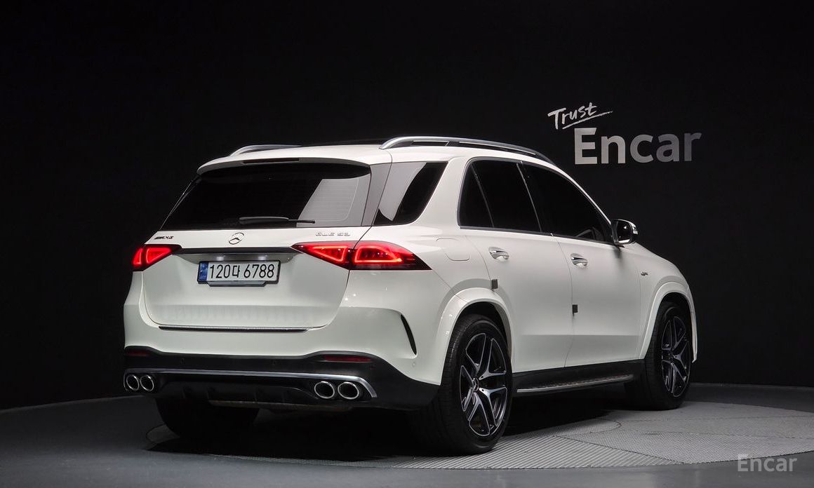  Mercedes-Benz GLE-Class