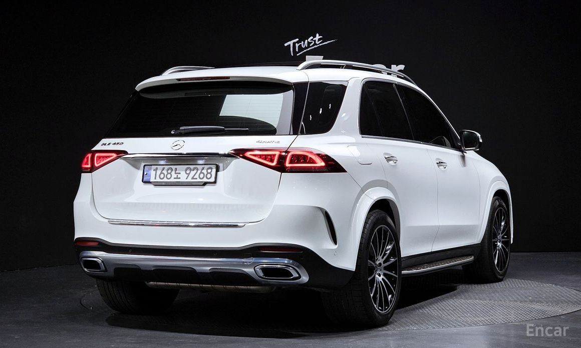  Mercedes-Benz GLE-Class