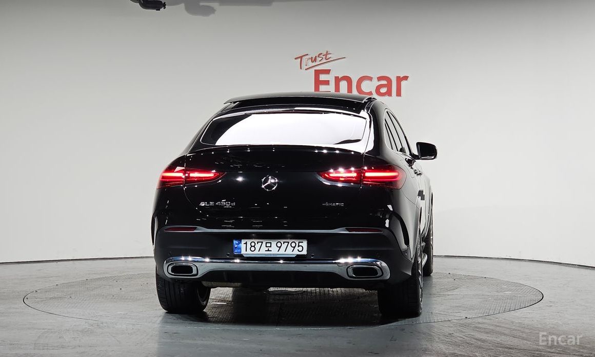  Mercedes-Benz GLE-Class