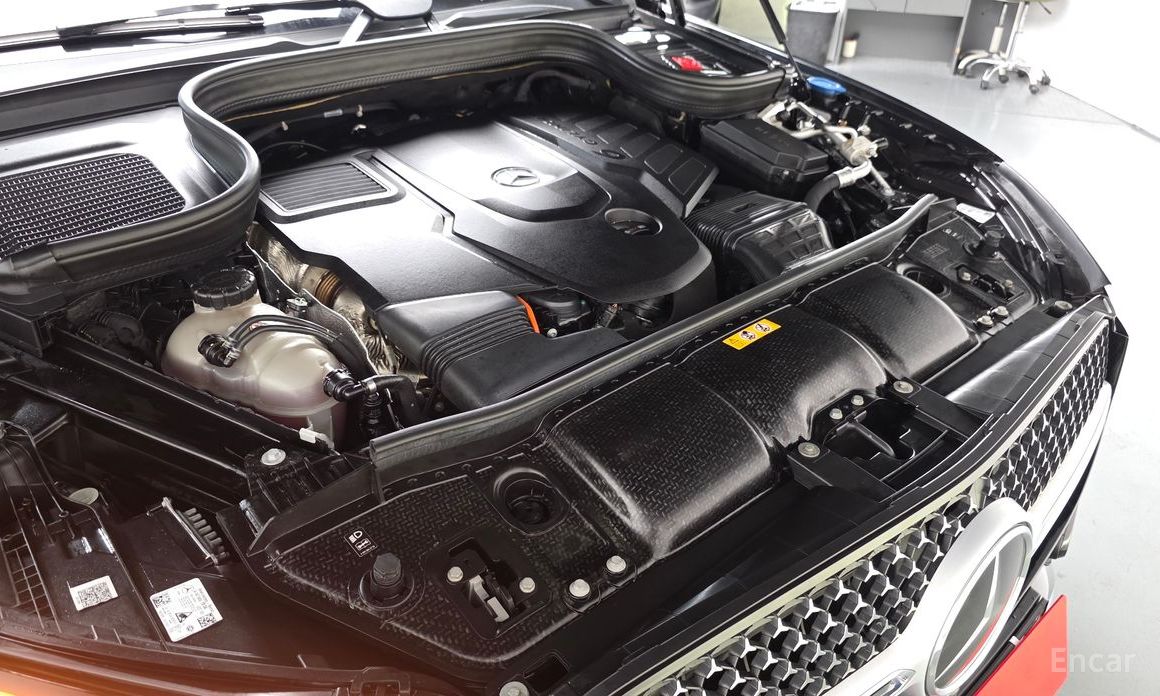  Mercedes-Benz GLE-Class