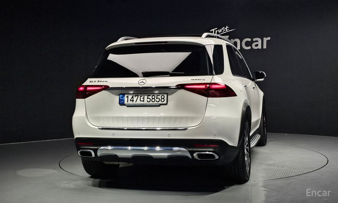  Mercedes-Benz GLE-Class