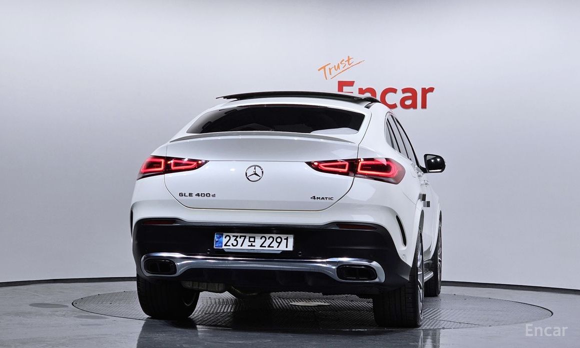  Mercedes-Benz GLE-Class