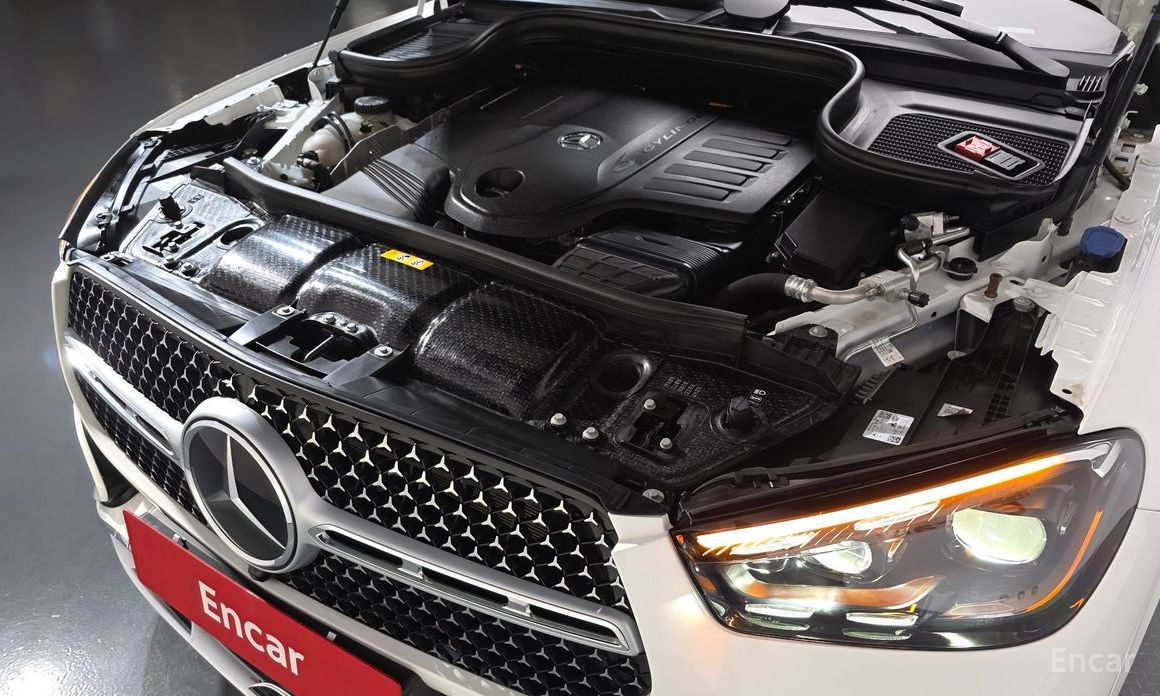  Mercedes-Benz GLE-Class