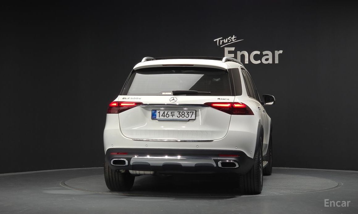  Mercedes-Benz GLE-Class