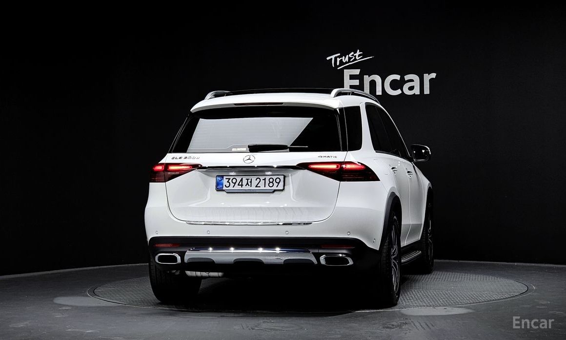  Mercedes-Benz GLE-Class