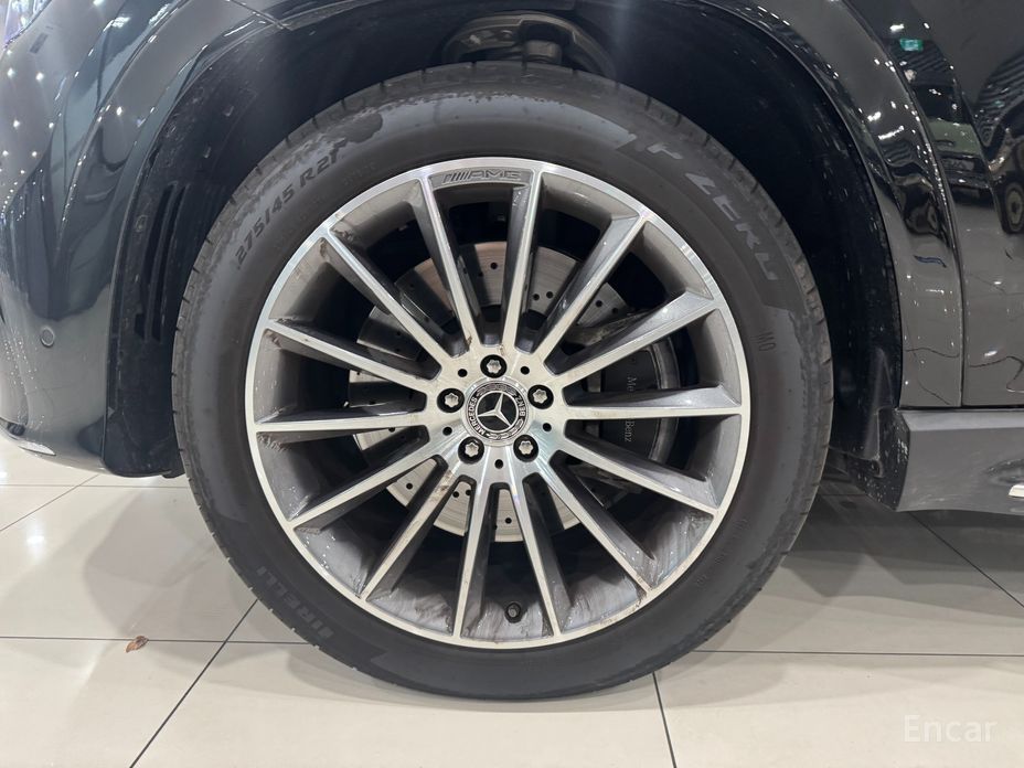  Mercedes-Benz GLE-Class