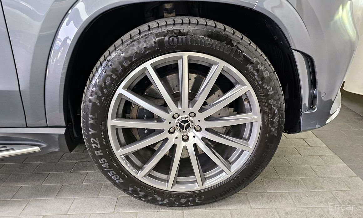  Mercedes-Benz GLS-Class