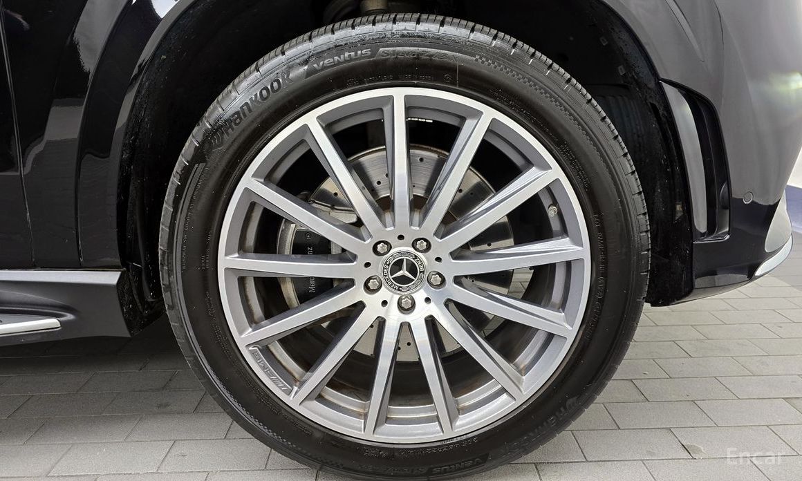  Mercedes-Benz GLS-Class