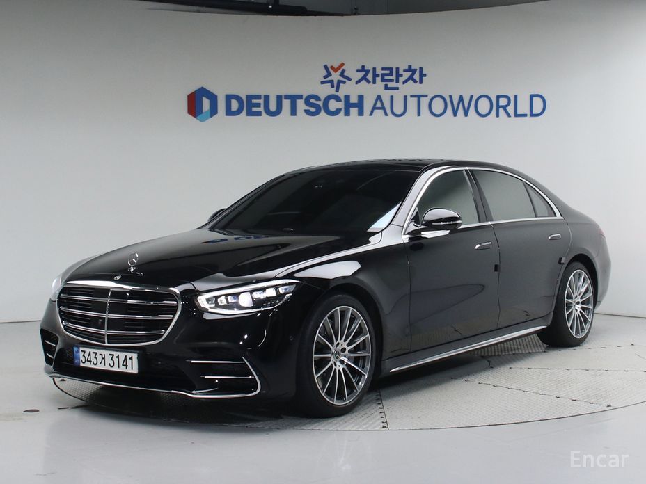  Mercedes-Benz S-Class