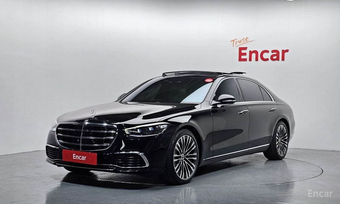 Mercedes-Benz S-Class