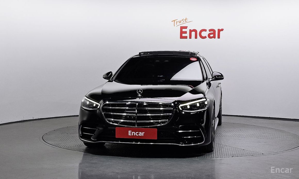  Mercedes-Benz S-Class