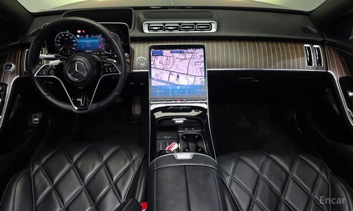  Mercedes-Benz S-Class