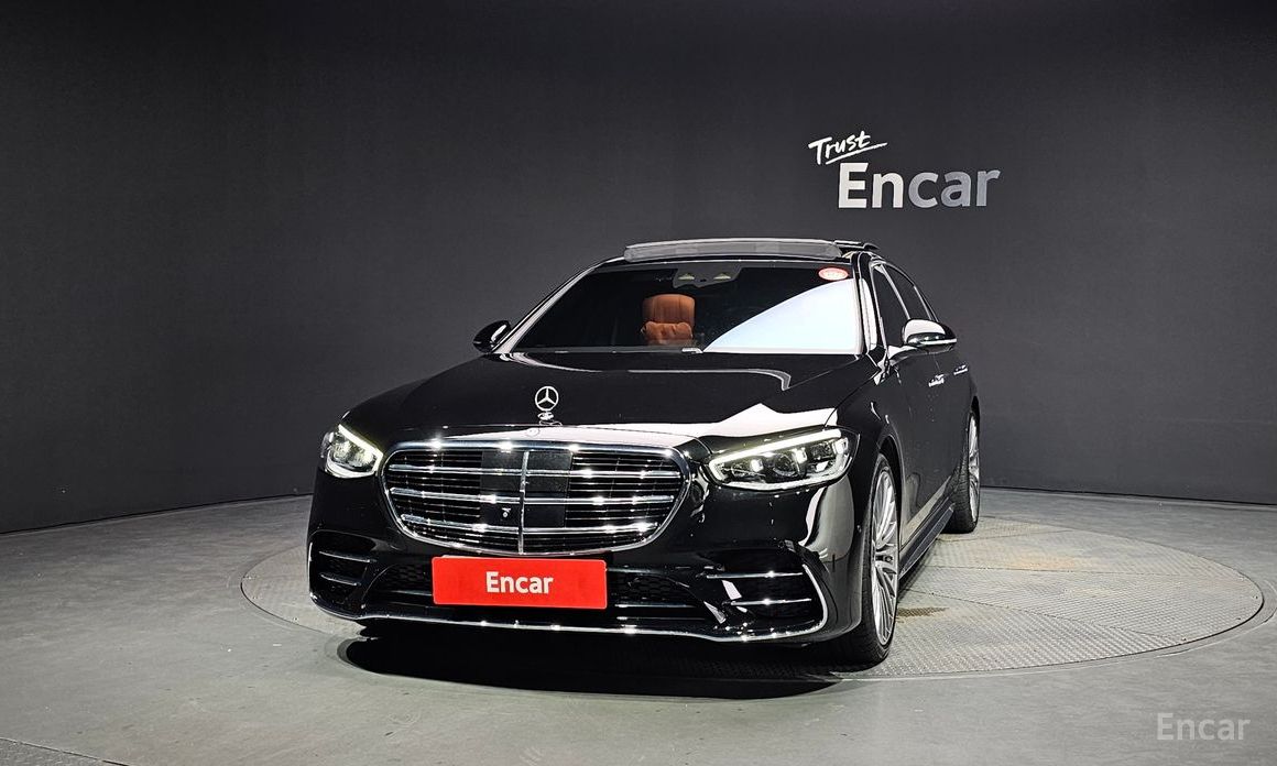  Mercedes-Benz S-Class