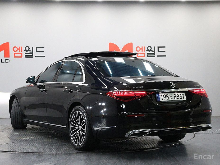  Mercedes-Benz S-Class